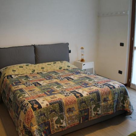 Casa Vacanze Da Riki Appartamento 1 Peschiera del Garda Eksteriør billede