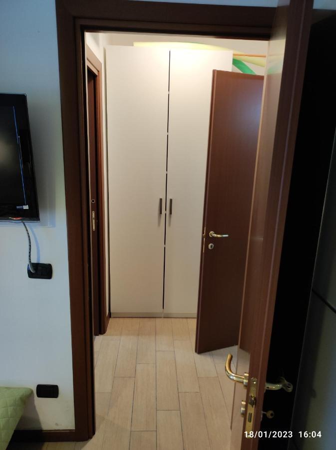 Casa Vacanze Da Riki Appartamento 1 Peschiera del Garda Eksteriør billede