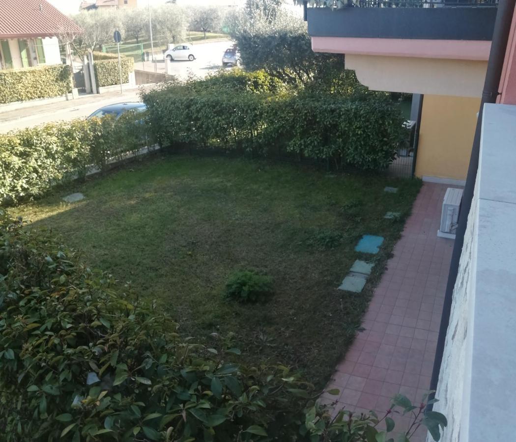 Casa Vacanze Da Riki Appartamento 1 Peschiera del Garda Eksteriør billede