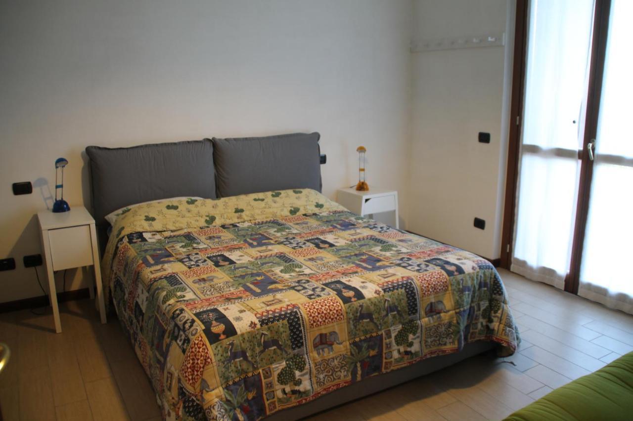 Casa Vacanze Da Riki Appartamento 1 Peschiera del Garda Eksteriør billede